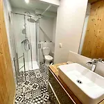 Charming T2 200 M From Tram B * Таланс