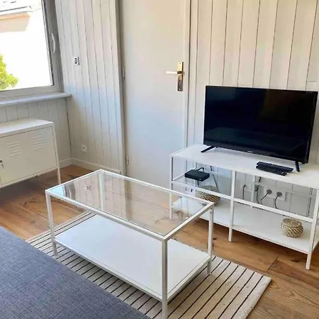 Apartment Charming T2 200 M From Tram B Talence