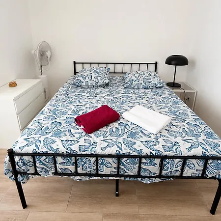 Apartment Charming T2 200 M From Tram B *
