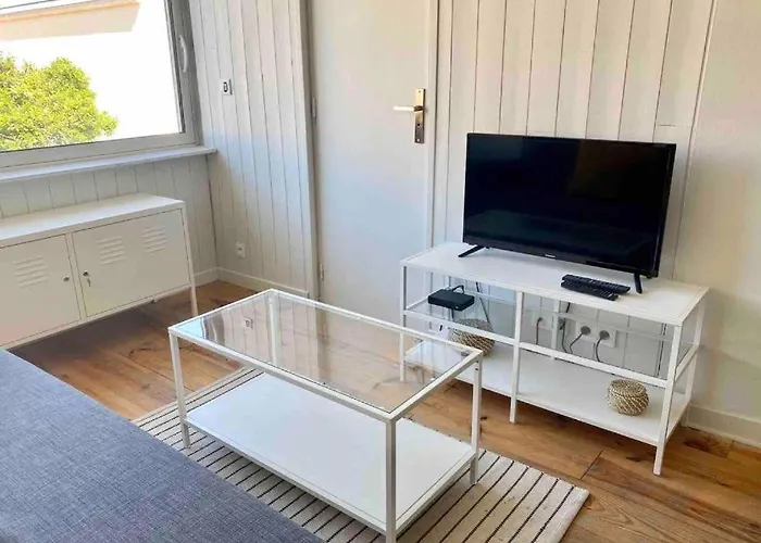 Lejlighed Charming T2 200 M From Tram B Talence